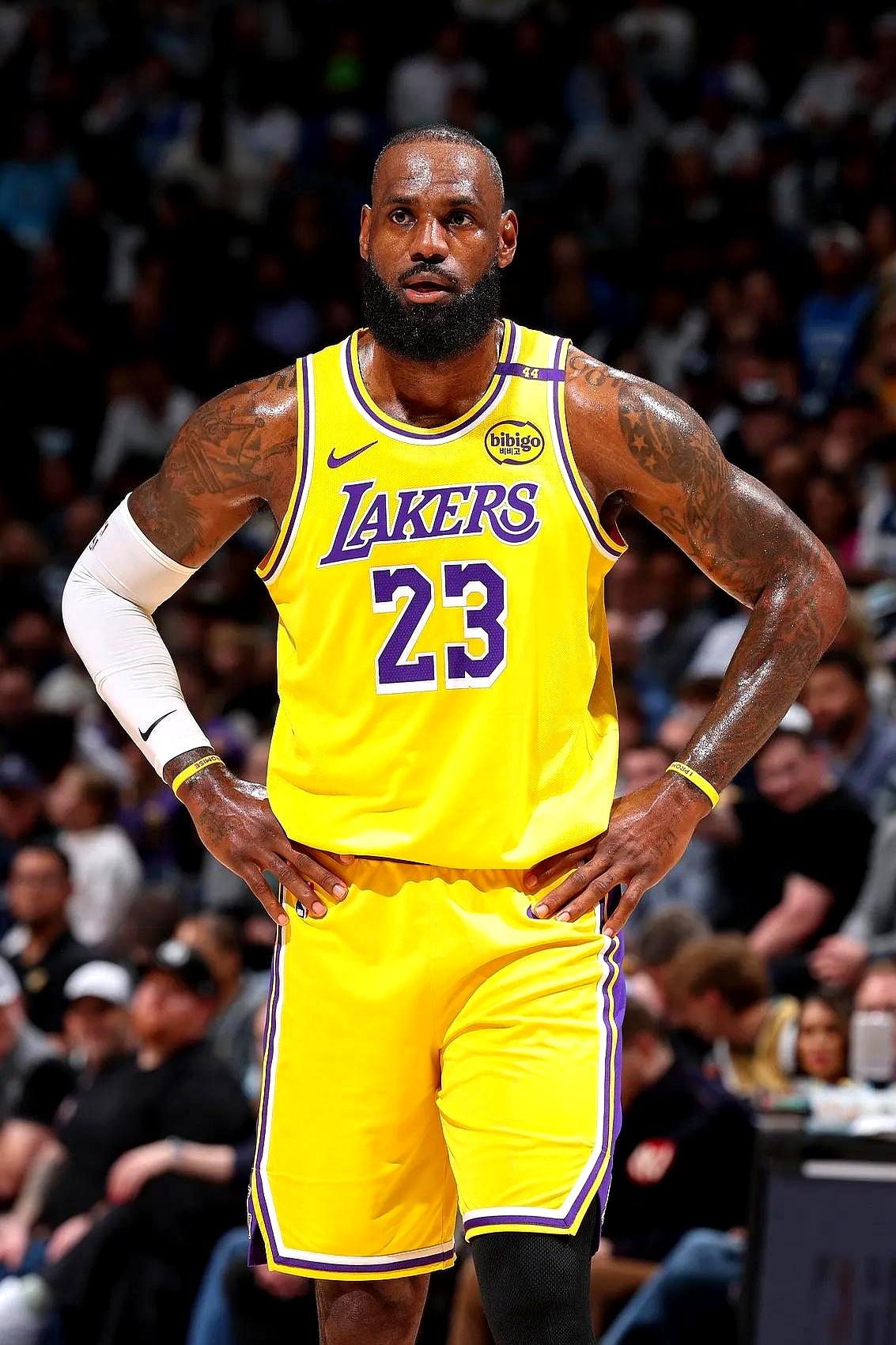 关于湖人B队轻取菲律宾男篮,字母哥关键制胜的信息 关于湖人B队轻取菲律宾男篮,字母哥关键制胜的信息