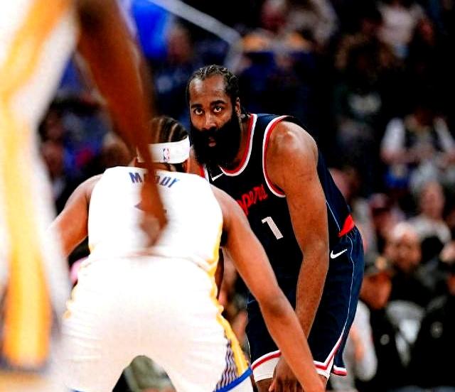 波兰翻盘曼城,迪马利亚三分雨点燃全场的简单介绍 波兰翻盘曼城,迪马利亚三分雨点燃全场的简单介绍