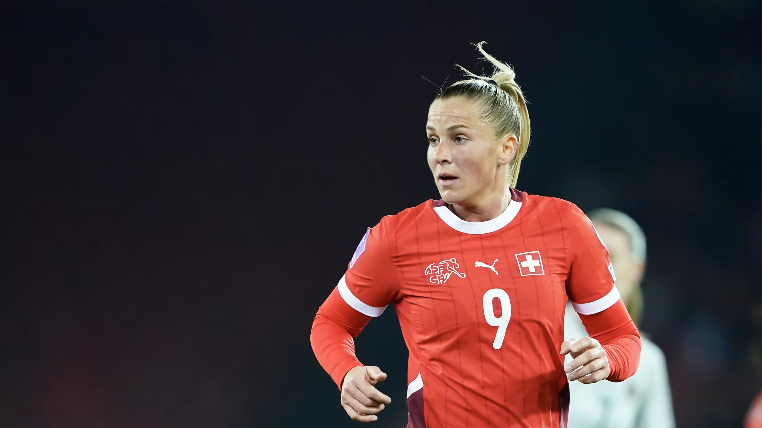 瑞士队在比赛中全取三分,稳步前行 瑞士队在比赛中全取三分,稳步前行