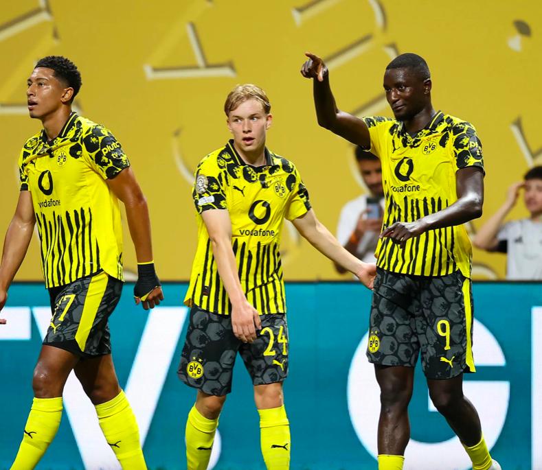 马德里竞技后防战术出色,晋级顺利 马德里竞技后防战术出色,晋级顺利