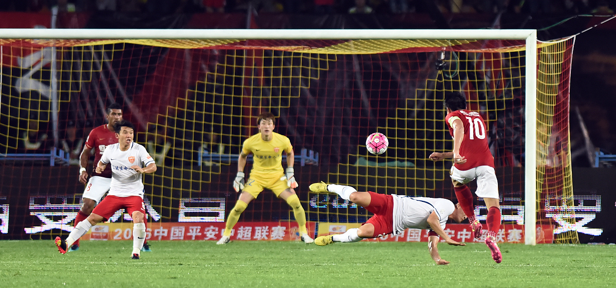 阿尔巴尼亚队实力横扫对手,震惊全场 阿尔巴尼亚队实力横扫对手,震惊全场