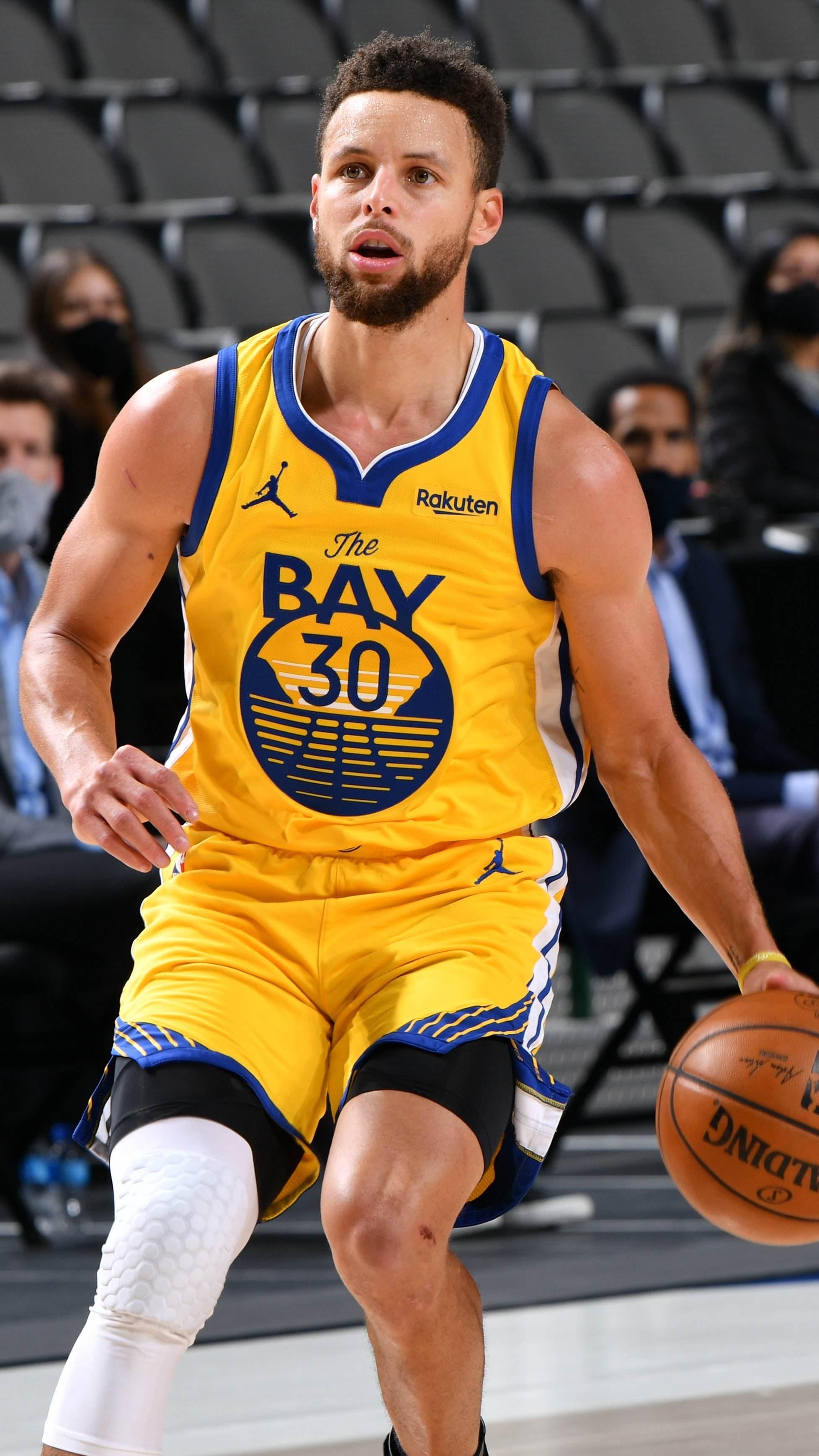 关于独行侠队被勇士队横扫无缘次轮的信息