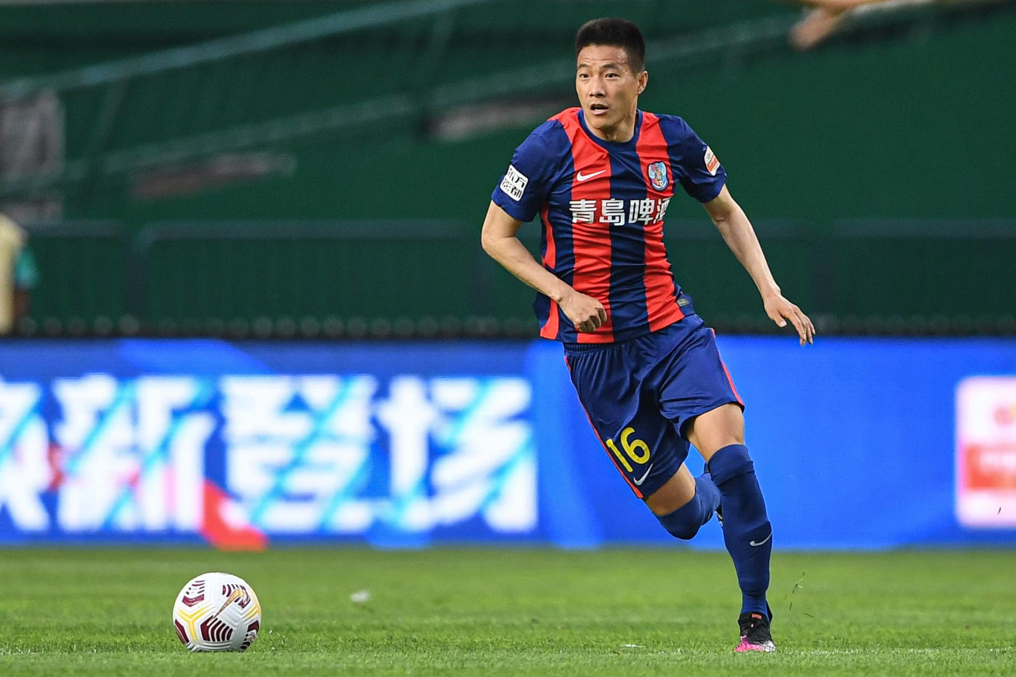 包含北京队翻盘青岛队，布克惊艳四座的词条