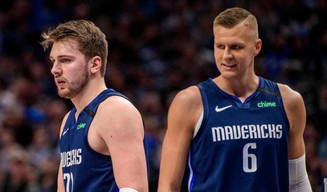 包含篮罐发威取胜，基德赞誉全队互助团结再掌球权的词条