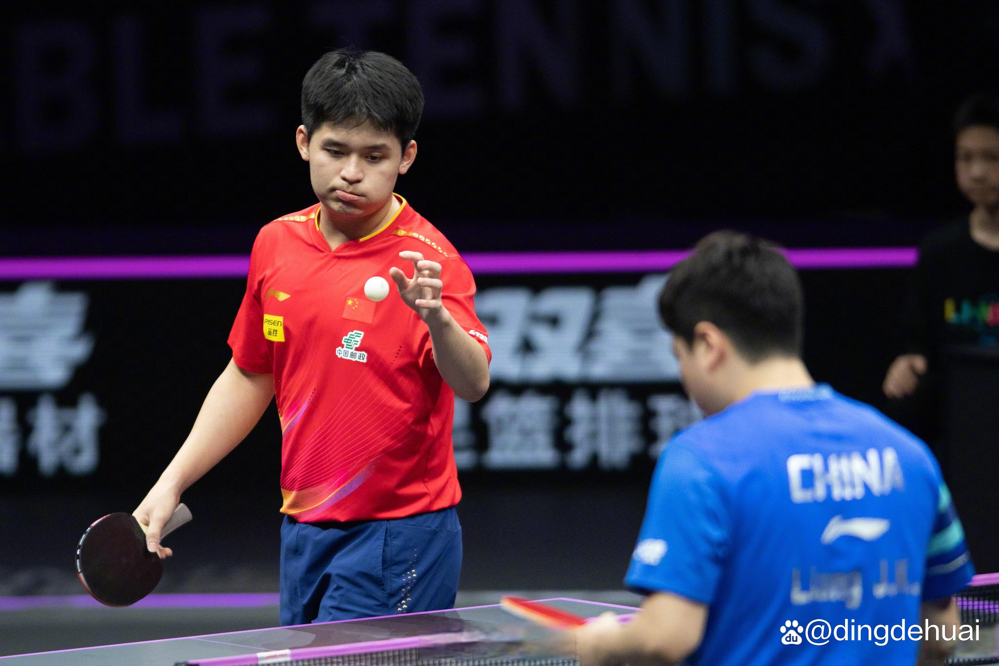 包含瑞典乒乓球队完胜法国乒乓球队，王皓高光表现的词条