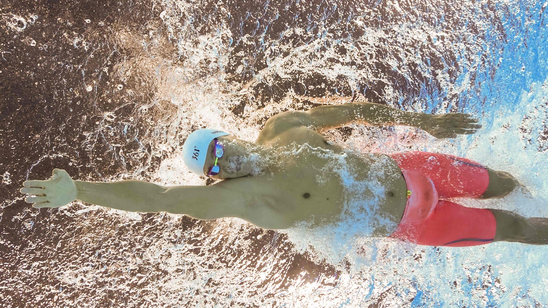 浓眉化身无解杀器，湖人提前终结悬念，热火防线崩塌记